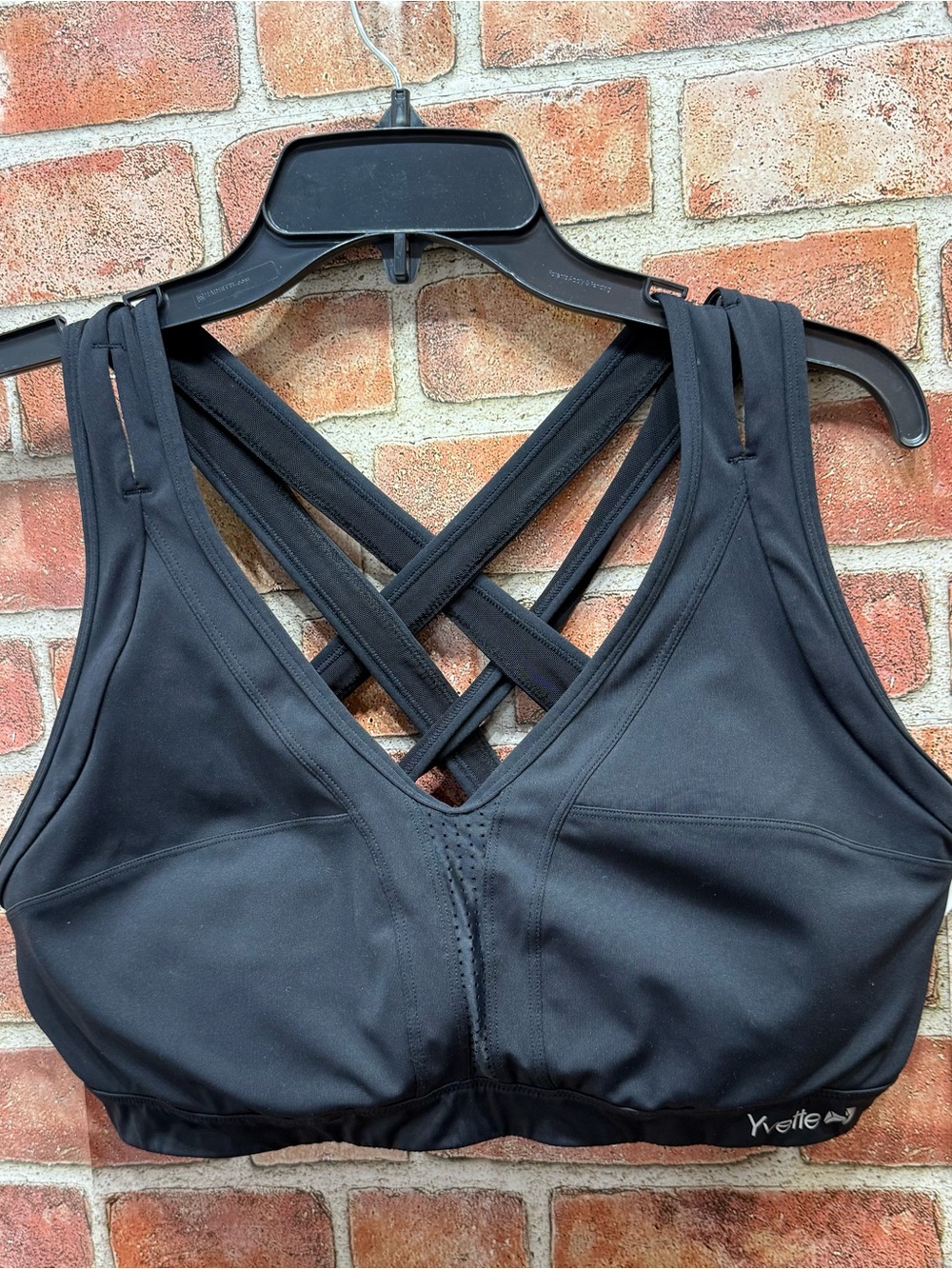 Black Crisscross running Bra / Sports Bra by Yvette